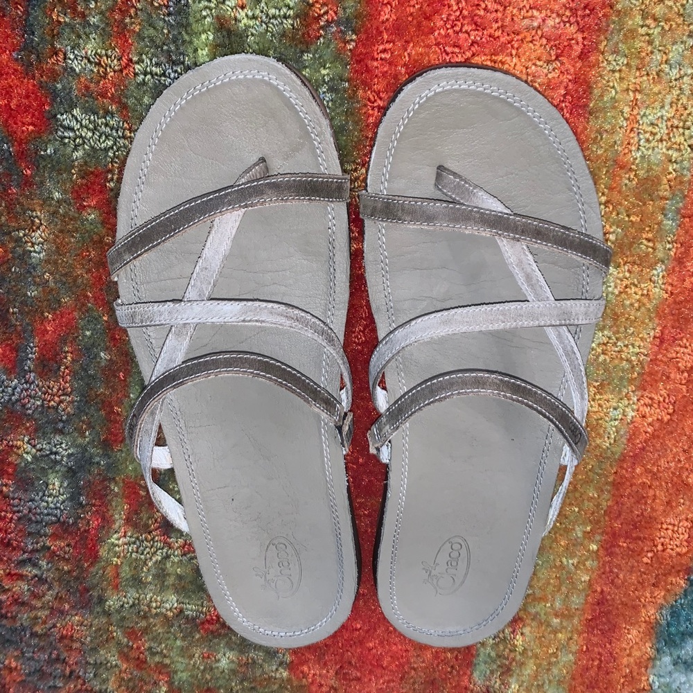 Chaco Strappy Gray Sandals EUC